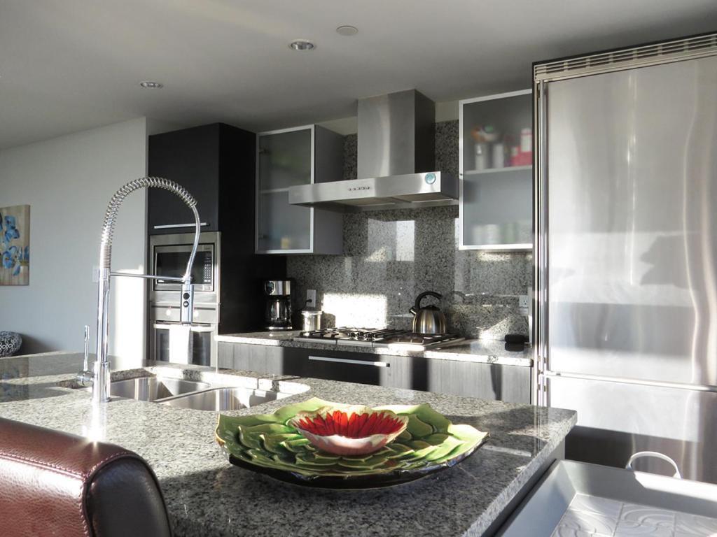 Apartamento 11Th Heaven Victoria Exterior foto